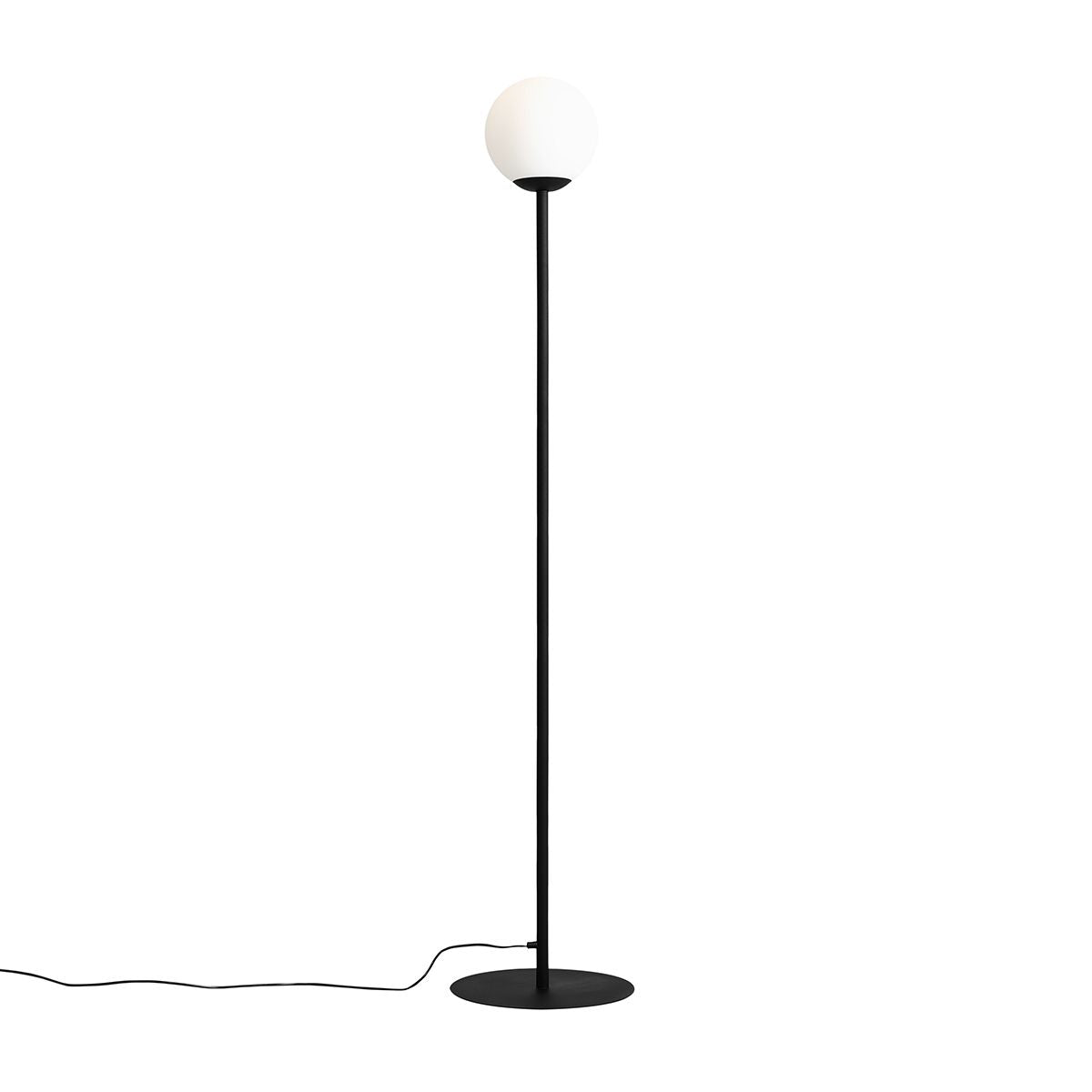 Pinne floor lamp
