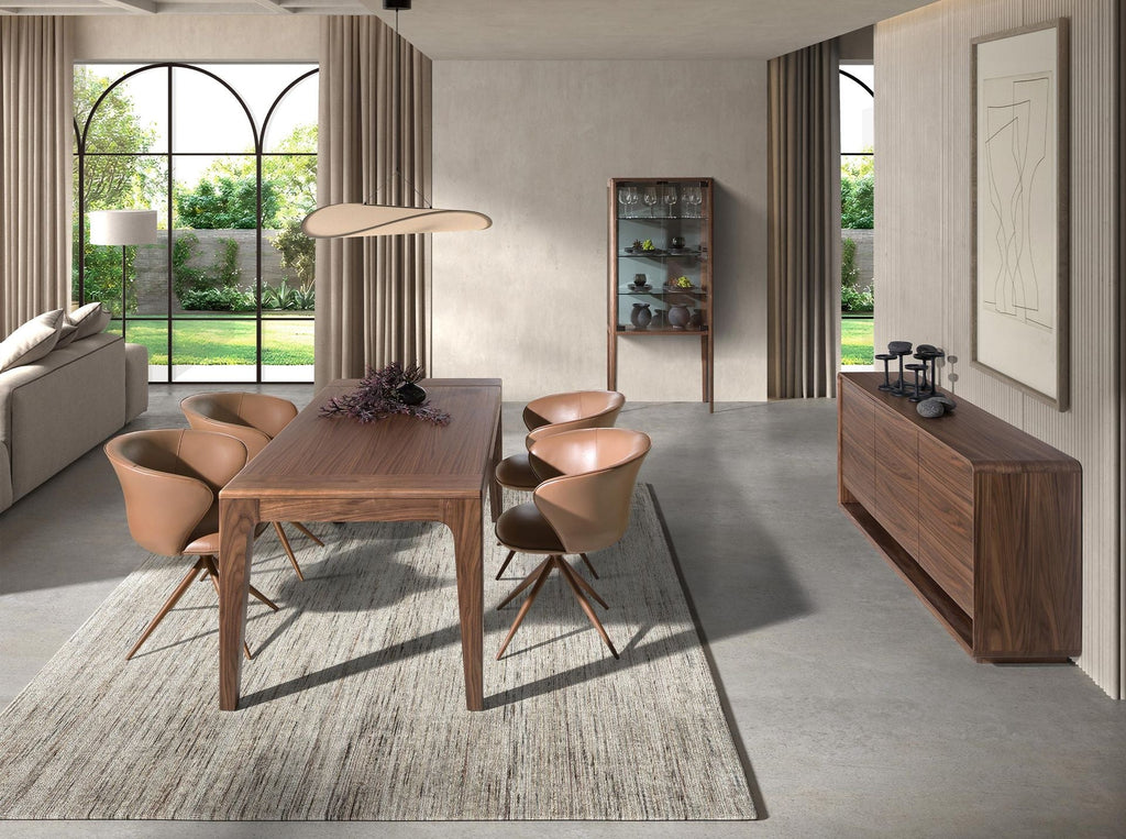 Extendable rectangular dining table in walnut