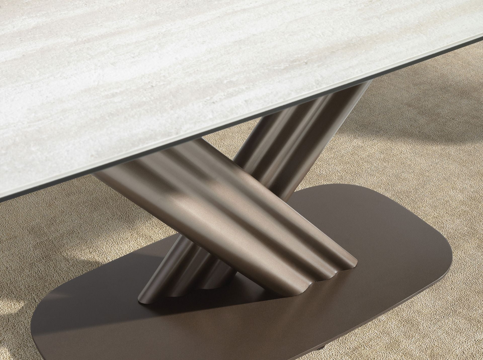 Dining table, extendable, oval barrel-shaped, in porcelain stoneware and metallic dark brown steel