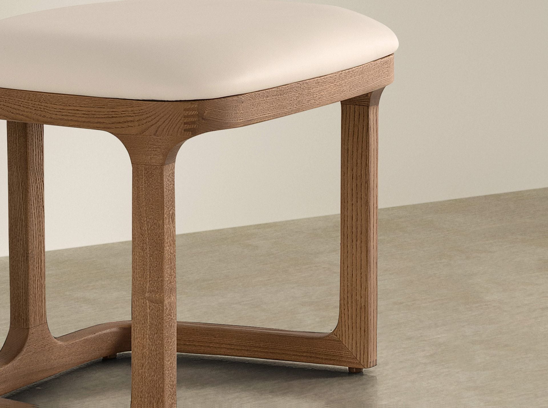 Bench in ecopelle color sabbia