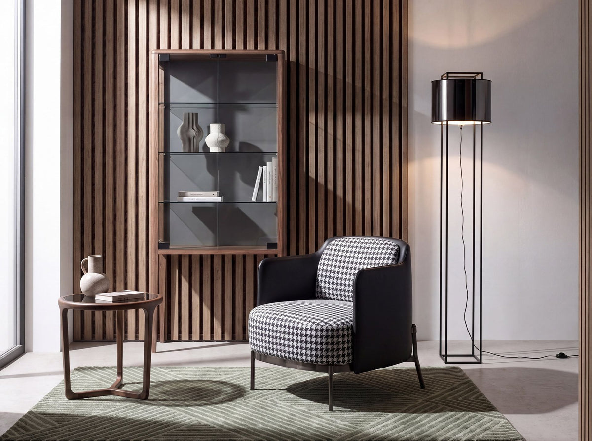 Floor lamp in black and polished gold PVC and black steel