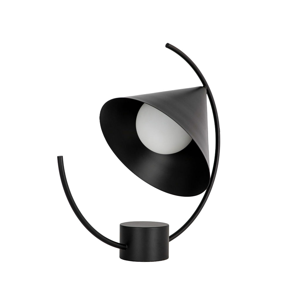 Black steel table lamp